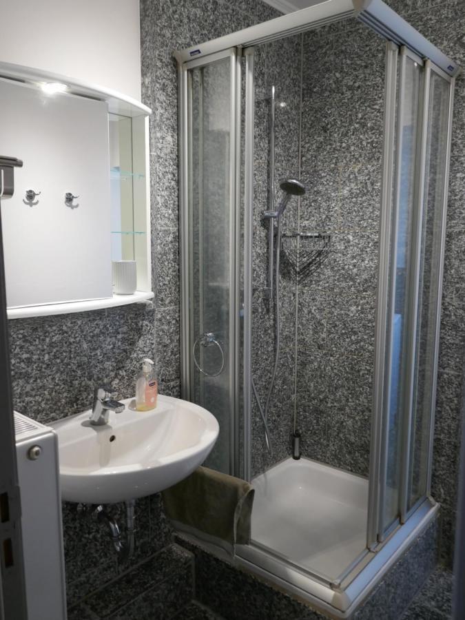 Wohnen Am Seglerhafen Mit Traveblick Im Kontorhaus Viele Extras Apartment Lubeck Ngoại thất bức ảnh