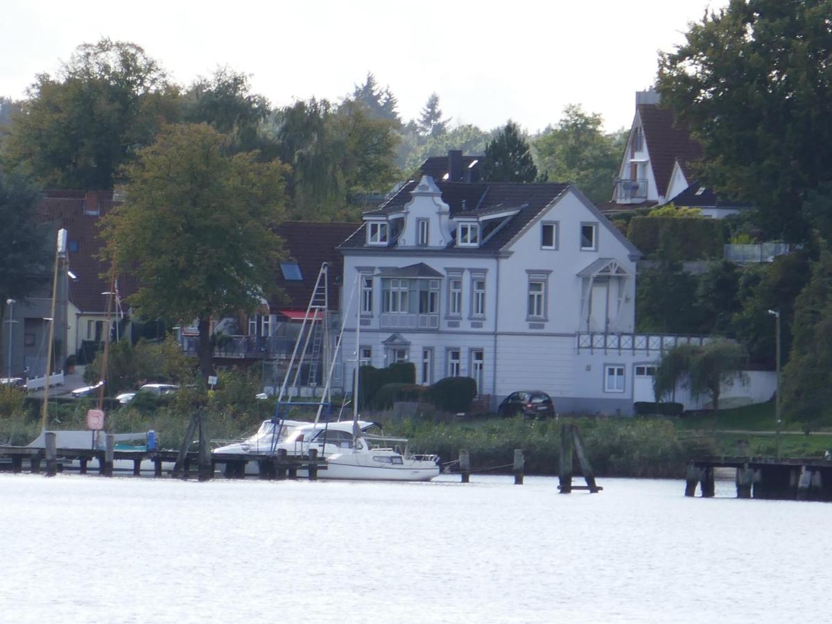Wohnen Am Seglerhafen Mit Traveblick Im Kontorhaus Viele Extras Apartment Lubeck Ngoại thất bức ảnh