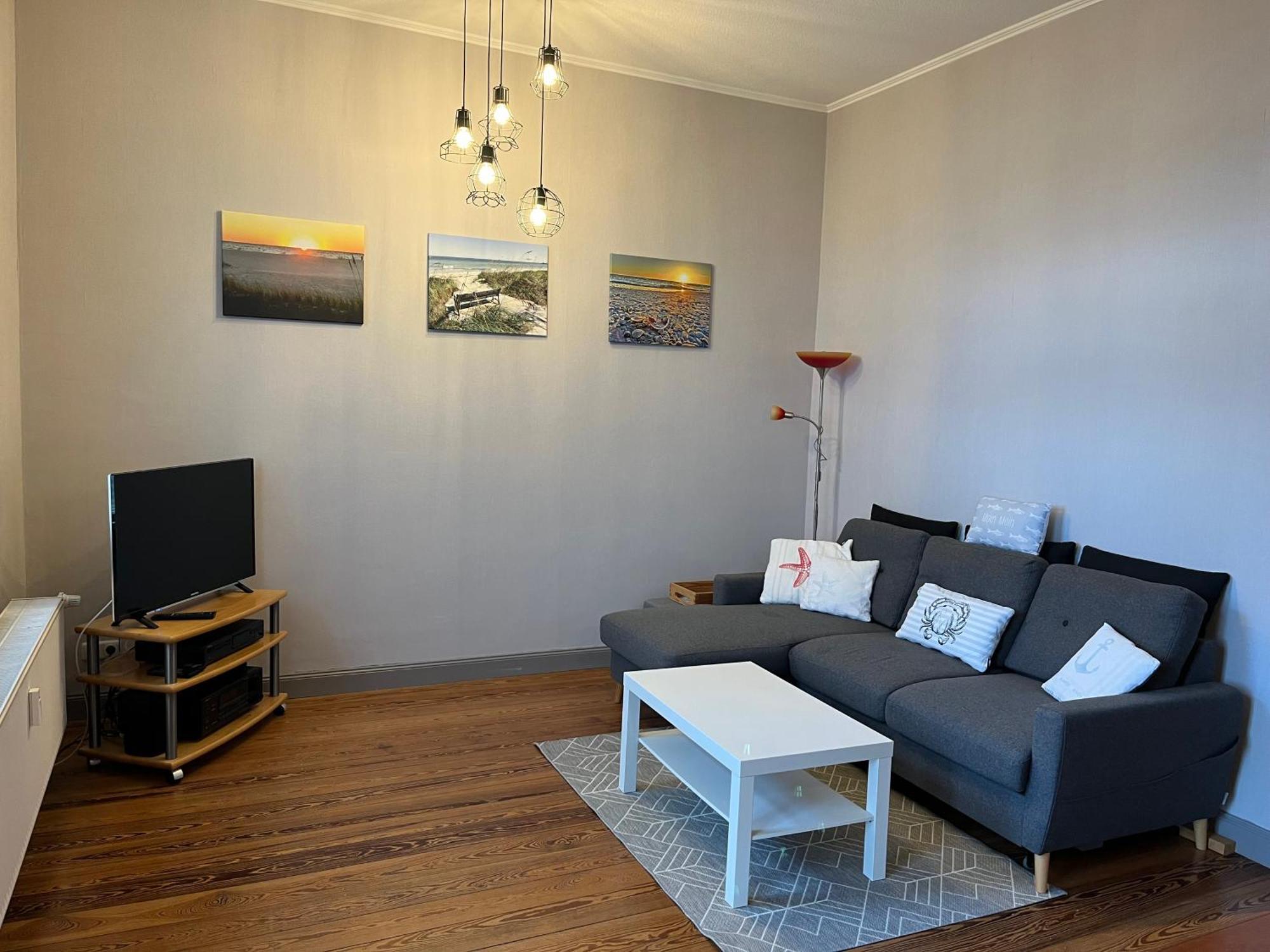 Wohnen Am Seglerhafen Mit Traveblick Im Kontorhaus Viele Extras Apartment Lubeck Ngoại thất bức ảnh