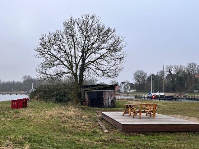 Wohnen Am Seglerhafen Mit Traveblick Im Kontorhaus Viele Extras Apartment Lubeck Ngoại thất bức ảnh